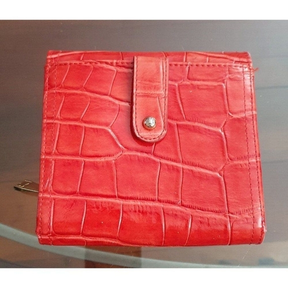 LIZ CLAIBORNE WALLET FAUX REPTILE LEATHER RED RARE - Picture 3 of 9